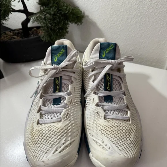 ASICS Cream and Teal Sneakers - Picture 2 of 7